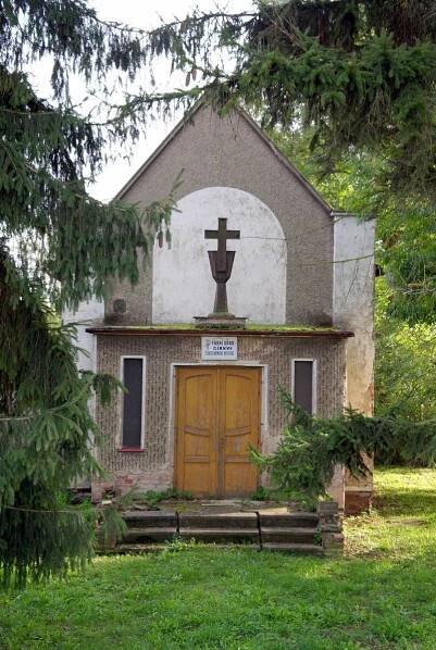 Straškov-Vodochody - ubytování, počasí, foto, tipy na výlet, informace