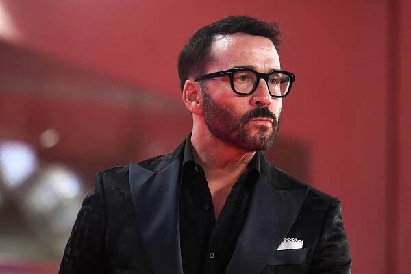Best Jeremy Piven Red Carpet Looks: A Fashion Retrospective - Bonsai Tool Chest