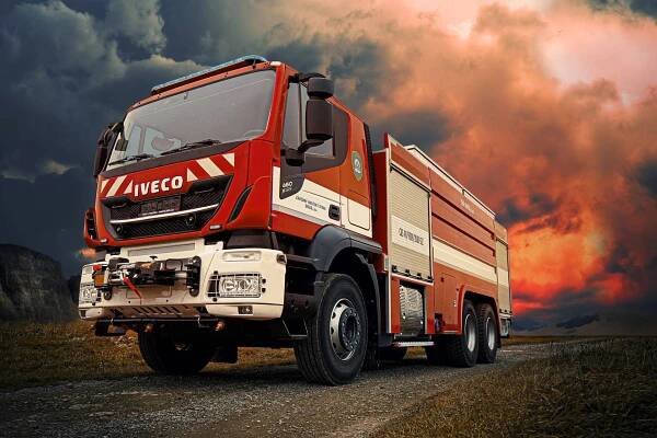 IVECO STRALIS X-WAY 6x4 v hasičské úpravě