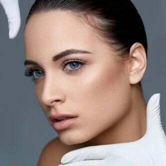 Facelift_shutterstock_278906066 (Vlastní) (1)