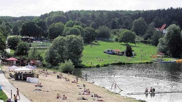 Nudapláže v Česku mají dlouhou tradici a jsou poměrně oblíbené.