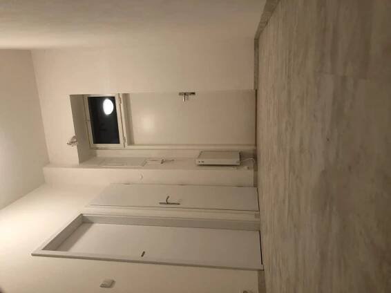 Praha 2 - kompletní rekonstrukce tří bytů 