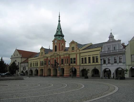 Fotogalerie • Parkoviště náměstí Míru (Parkoviště - placené) • Mapy.com