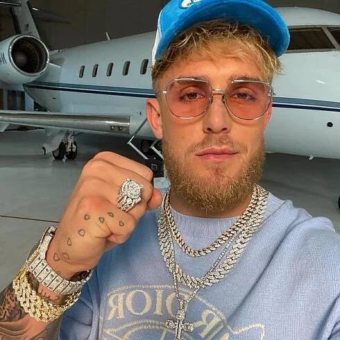 FOTO: Jake Paul si vydělává také jako rapper. – stránka 166