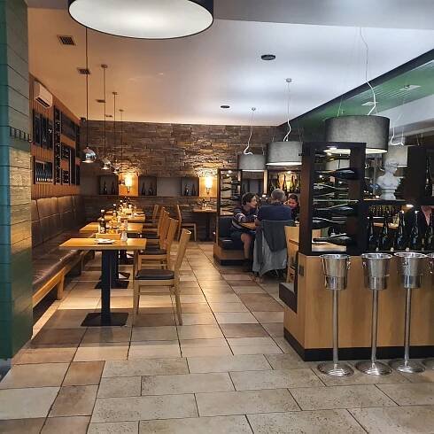 SHARINGHAM, Brno - Restaurant Reviews, Photos & Phone Number - Tripadvisor