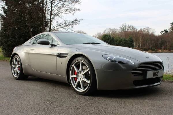 Aston Martin Vantage - Windsor Great Cars