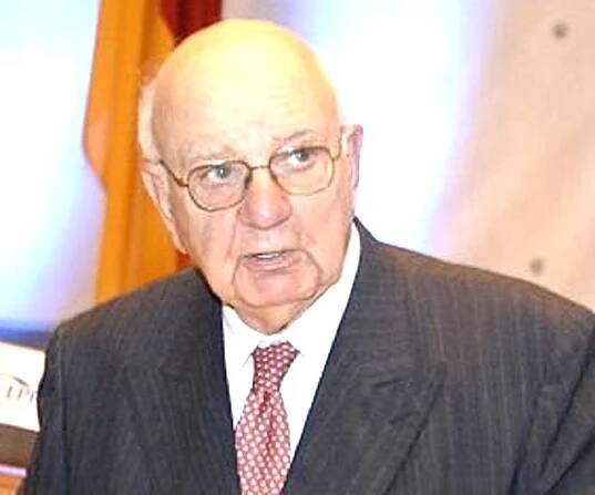 Paul Volcker Biography – Facts, Childhood, Family Life, Achievements