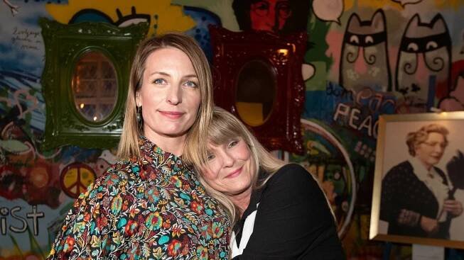 Chantal Poullain na kolenou: Zpráva, kterou nechce slyšet žádný senior
