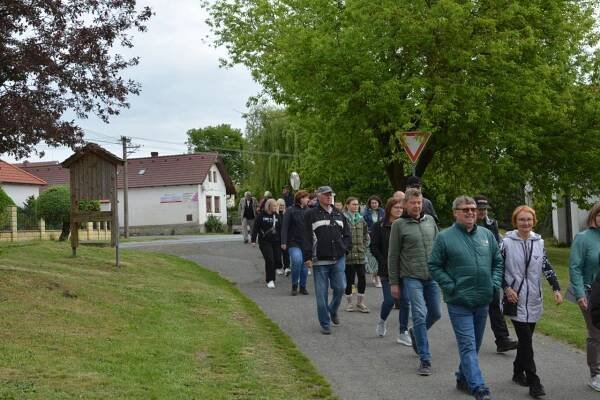 Pietní akt k 80 výročí od ukončení 2. světové války - Oficiální stránky obce Střížovice