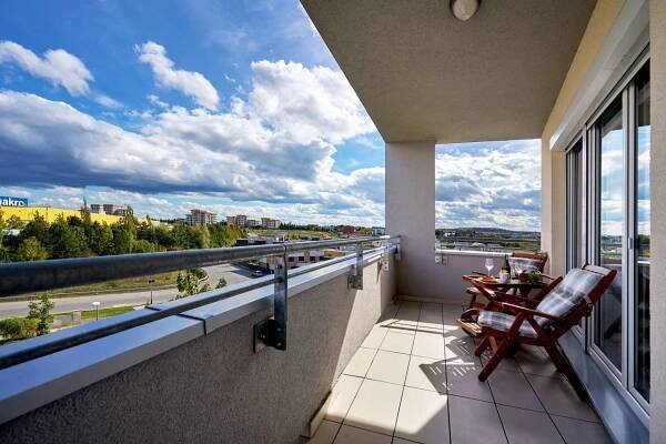 Prostorný světlý byt 4+kk,  109 m + balkon + lodžie  + 2 parkovací stání a sklep, obrázek č. 1