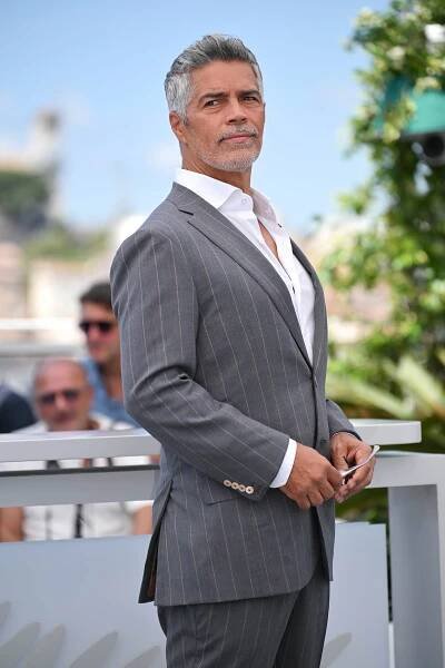 Esai Morales at an event for Mission: Impossible - Poslední zúčtování (2025)