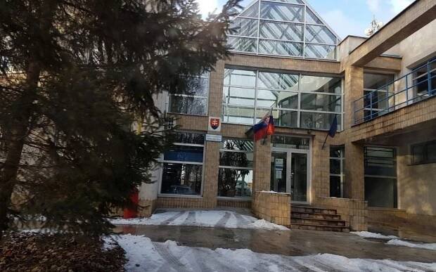 Hliníková fasáda – Čierna nad Tisou – Monty – schopnosť tvoriť