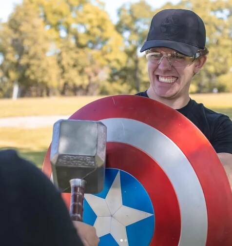 Captain's America shield against Thor's Hammer