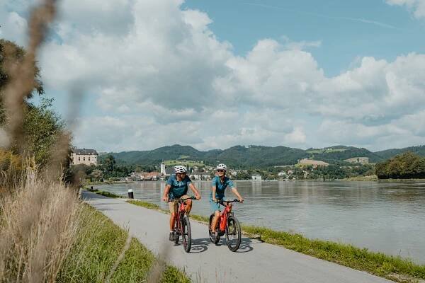 Dunajská cyklostezka, 3. etapa, severní břeh: Linz - Grein