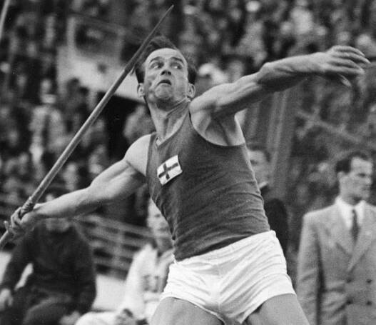 Javelin throw at the Olympics - Wikipedia