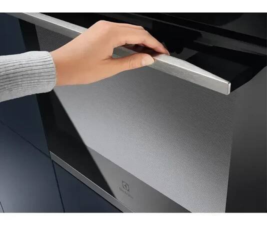 Elektrická parní trouba Electrolux EOB8S39WZ Čištění parní