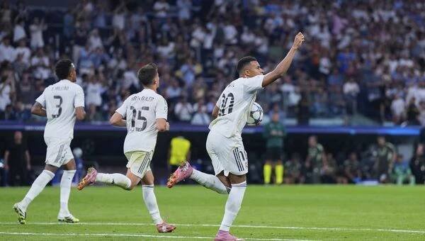 Dve penalty pre Real Madrid aj červená karta. „Biely balet” zažil divoký vstup do Ligy majstrov | Šport.sk