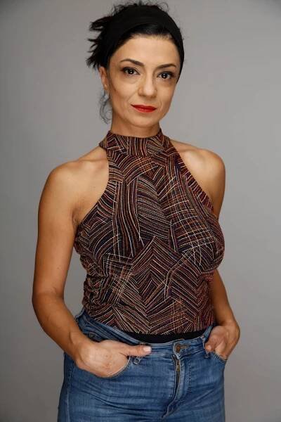 Özlem Turhal11