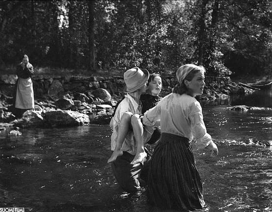 Aino Lohikoski, Väinö Hellén, Eliina Brandt, Irma Seikkula - Jumalan myrsky - Z filmu