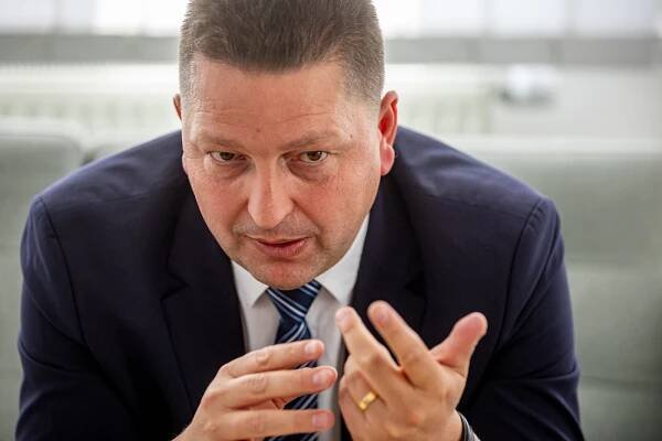 Radim Sršeň: Sociální dávky pro uprchlíky bych svázal s jejich místem pobytu