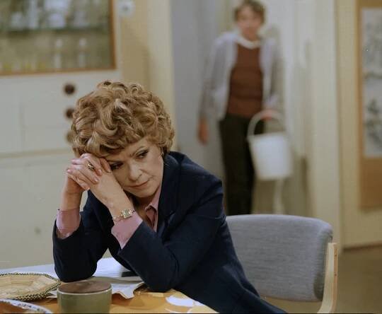 My všichni školou povinní - Zvonění na časy - Z filmu - Jiřina Bohdalová