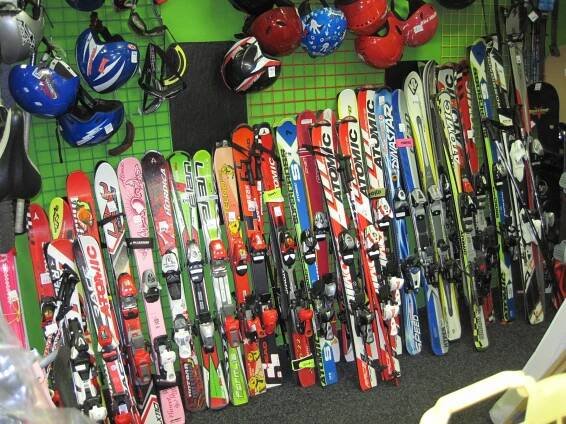 Bazar dětského a sportovního zboží Amina, Praha, Měcholupy