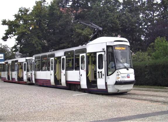 Konstal 105N2k/2000