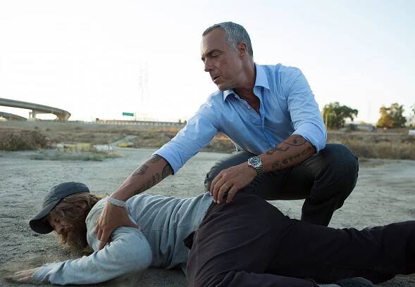 Bosch - Tělo v kufru - Z filmu - Brad Carter, Titus Welliver