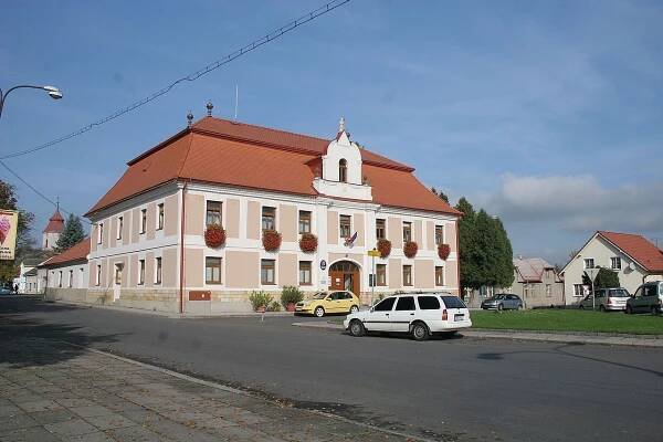 Žiželice - počasí, ubytování, foto, obrázky, info, výlety, památky a zajímavosti