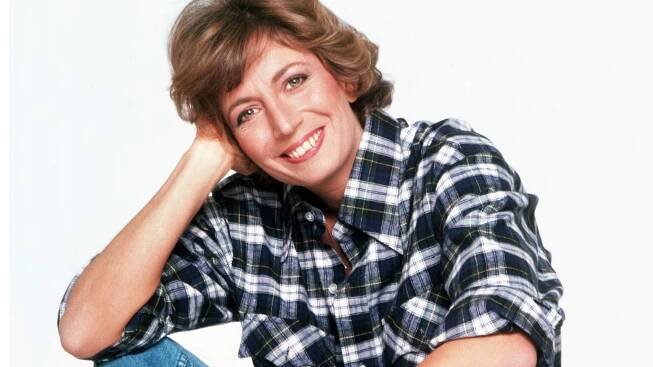 Penny Marshall, Director and 'Laverne & Shirley' Actress, Dead at 75