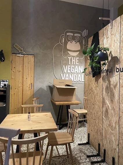 HomeGR - The Vegan Vandal