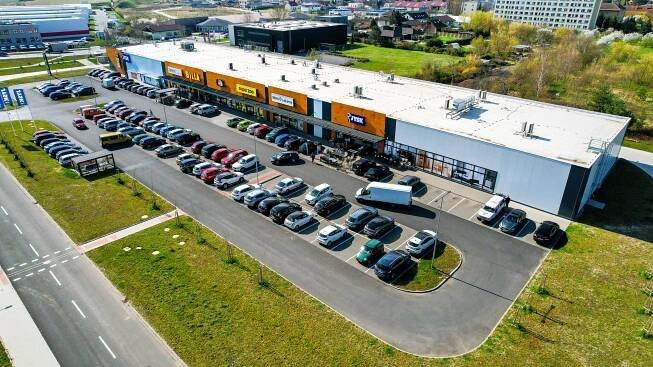 Retail park Stará Boleslav - Traxial