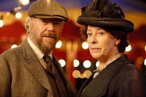 Bill Fellows, Phyllis Logan - Panství Downton - Epizoda 4 - Promo