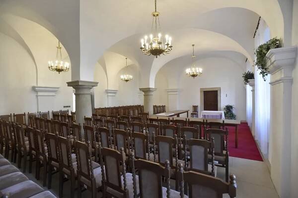 Uherské Hradiště koupí od františkánů barokní klášter. K čemu památku využije, se teprve rozhodne