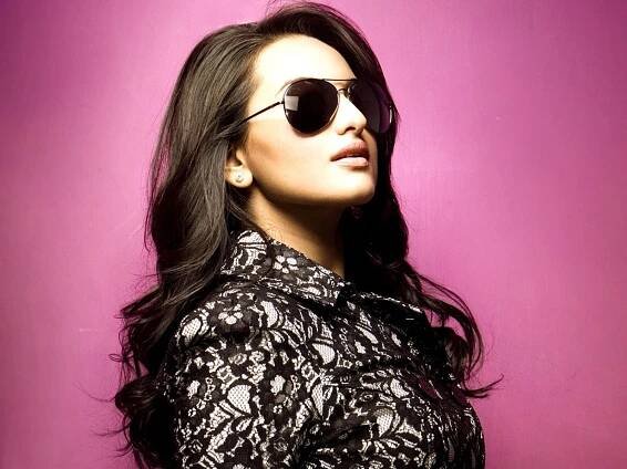 Stunning Stylish Pics Of Sonakshi Sinha