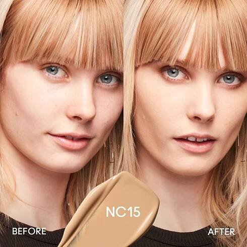 MAC Cosmetics Studio Fix Fluid SPF 15 24HR Matte Foundation + Oil Control matující make-up SPF 15