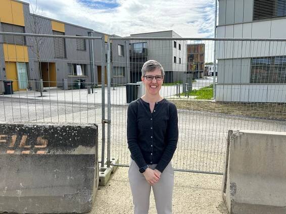 Lindsay Flynnová z Lucemburské univerzity na místě... | iROZHLAS - spolehlivé zprávy