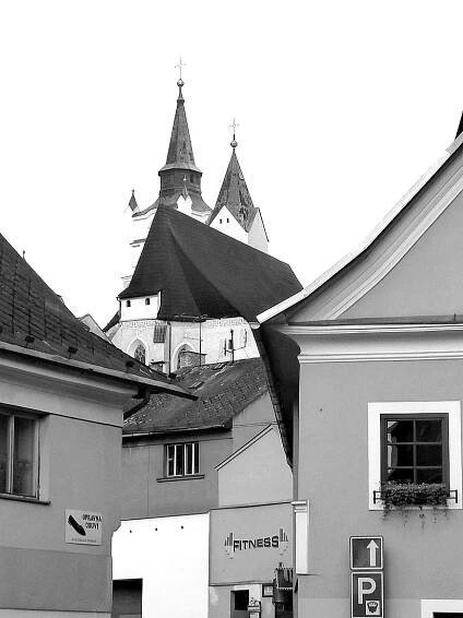 TO JE NAŠE MĚSTO: Vimperk – věž Městské zvonice a věž kostela na náměstíZa krásnější Vimperk | Za krásnější Vimperk