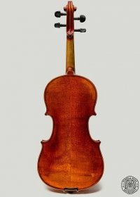 McNeela Student Violin Set - Makers of the Concertina 2023 - McNeela Music - Wooden Flute Irish Bodhran
