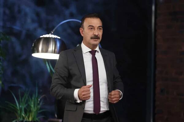 Kendi Düşen Ağlamaz - Aynı çatı altında - Z filmu - Hakan Yilmaz