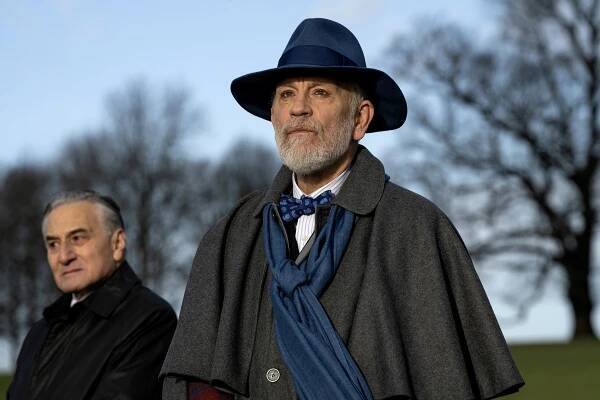 Nový papež - Epizoda 2 - Z filmu - Henry Goodman, John Malkovich