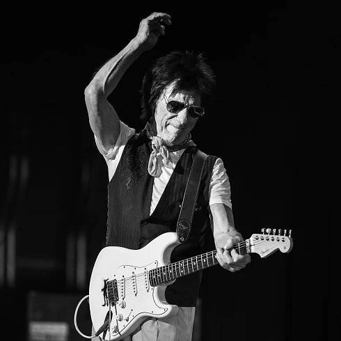 Music photos — Tom Dumont