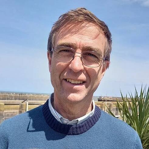 Dr David Spencer image