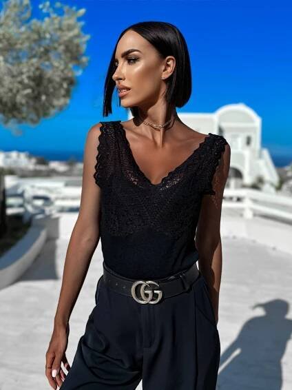 Černý krajkový top FERITAH | Erika Fashion