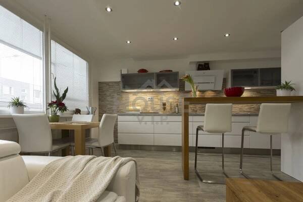 Prodej bytu 4+kk 97 m², Praha - Praha 9