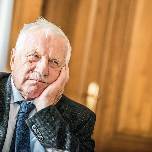 Komentář Václava Klause: Nikdy nekončící hra se statistikami
