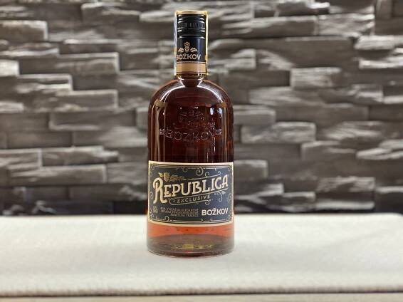 700ml Rum REPUBLICA EXSCLUSIVE 38%
