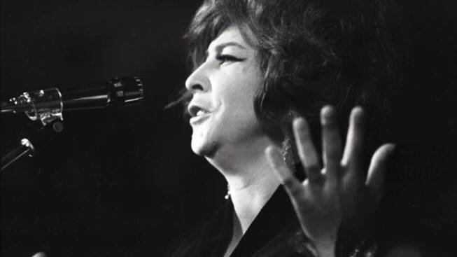 Zpěvačka Eva Olmerová