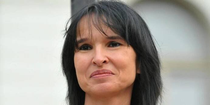 Simona Monyová