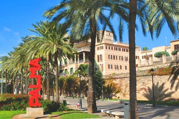 Palma de Mallorca Výlety na Mallorce 2025 Guider
